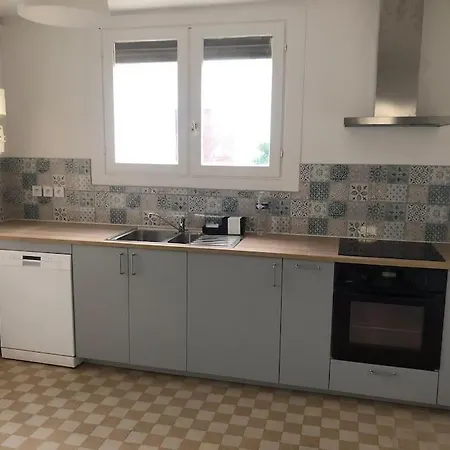 Charmante Maison Proche Bassin Otel *