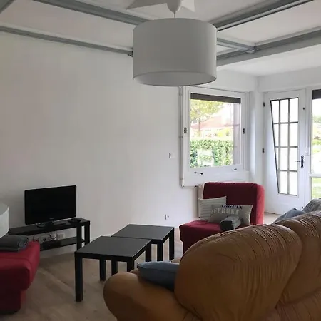 Otel Charmante Maison Proche Bassin Ares