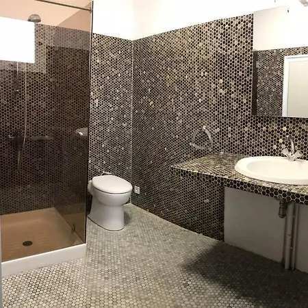 Charmante Maison Proche Bassin Otel